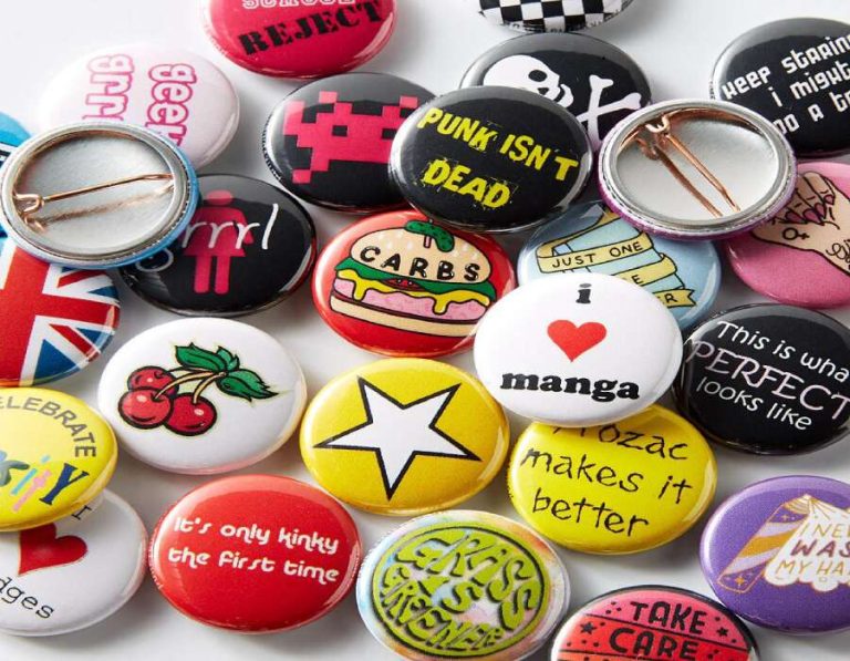 Custom Pin Badges With Logo Design